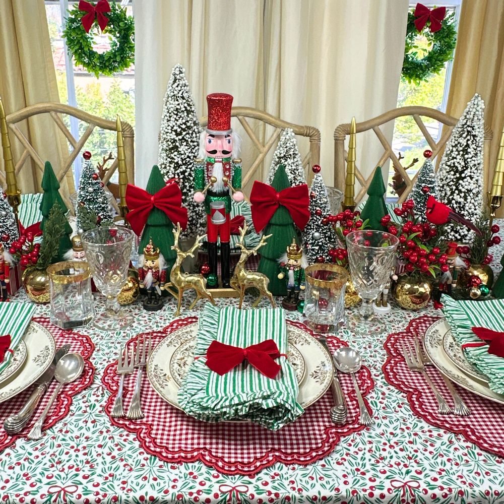 Green Stripes with Ruffle Napkins, Set of 4