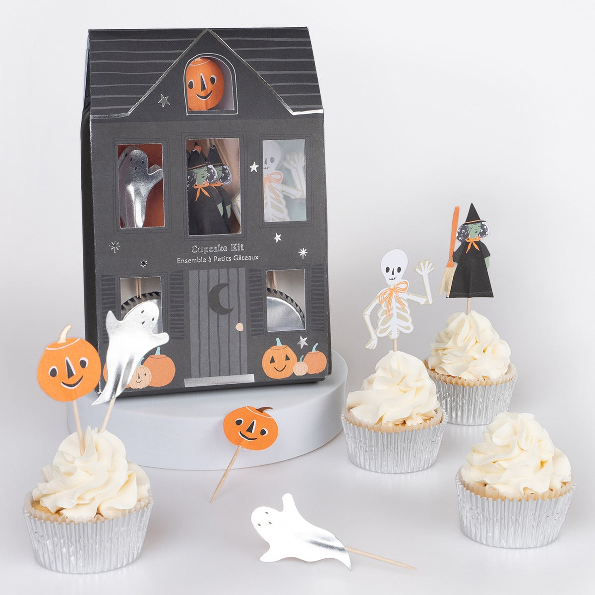 It's Halloween! Cupcake Toppers