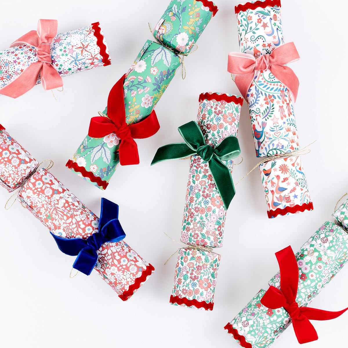 Meri Meri x Liberty Velvet Bow Crackers, Set of 6