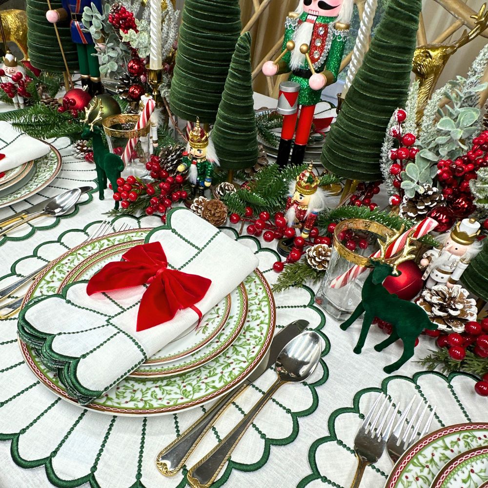 Pippa Placemat, White & Dark Green, Set of 4