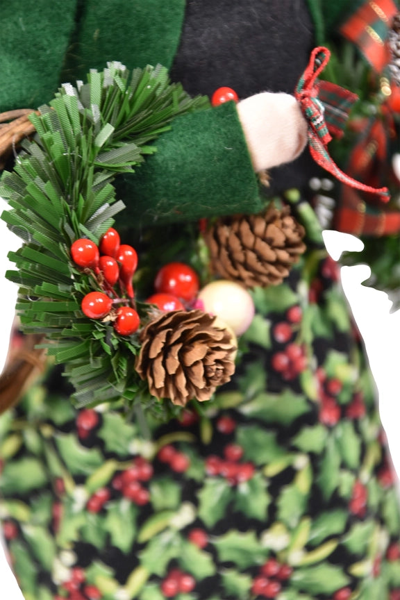 Byers Choice Holly Wreathmaker