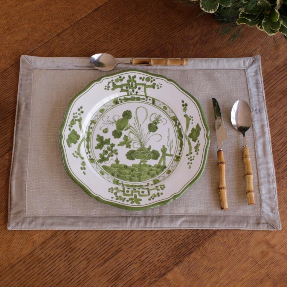 Beatriz Ball Vida Faenza 9" Melamine Salad Plate, White & Green