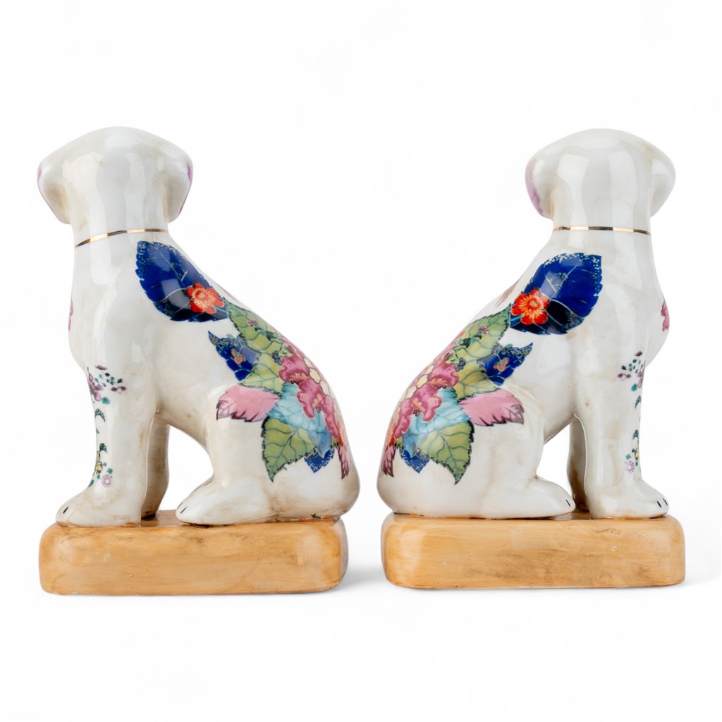 Tobacco Leaf Pedestal Spaniels