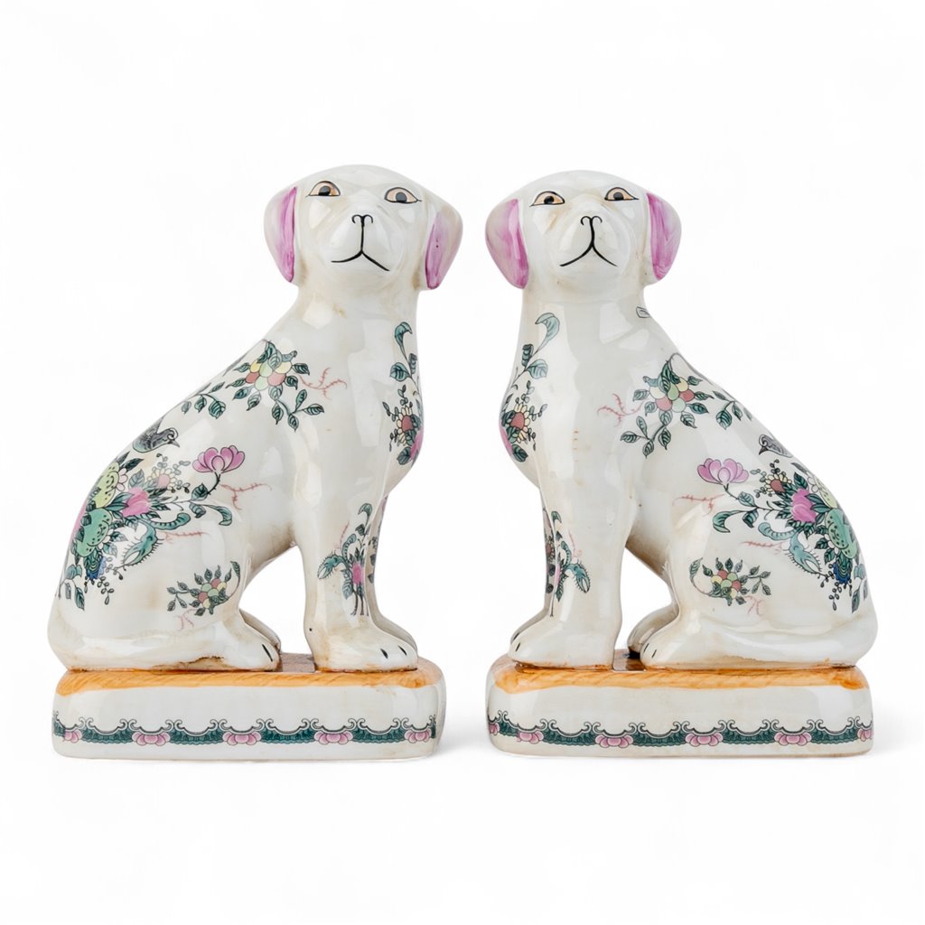Alix Stately Floral Dogs