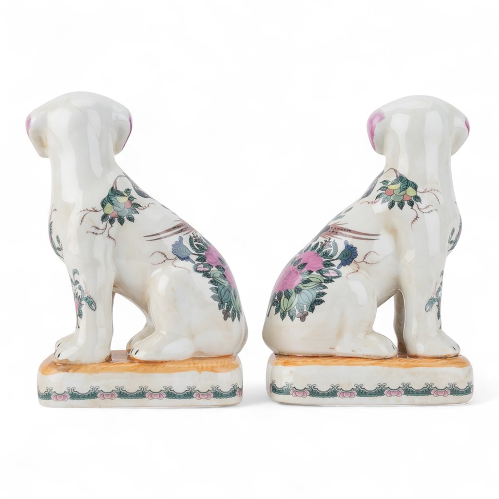 Alix Stately Floral Dogs