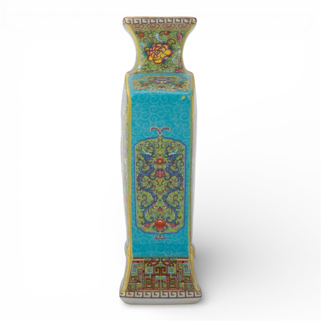 Eileen Vase