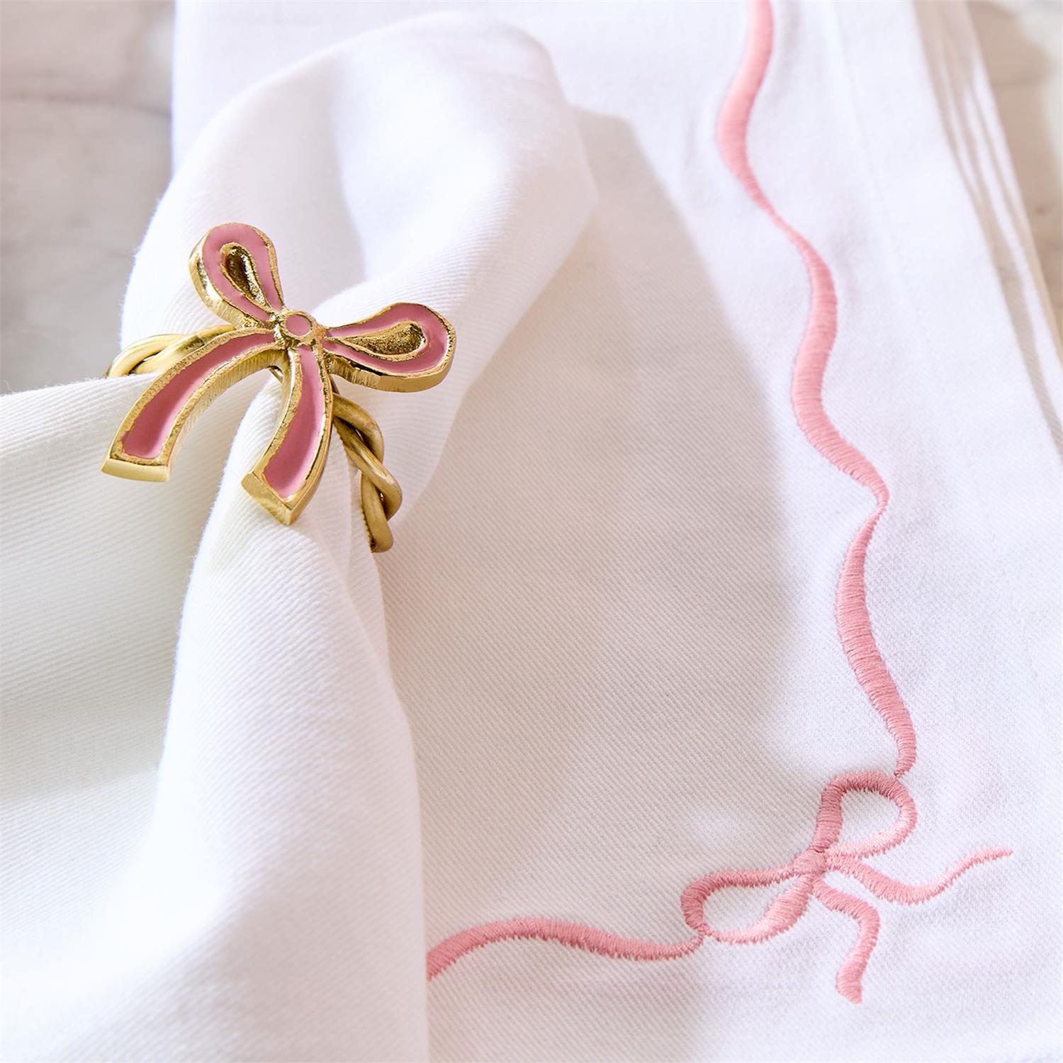Bow-tiful Embroidered Dinner Napkins, Set of 4