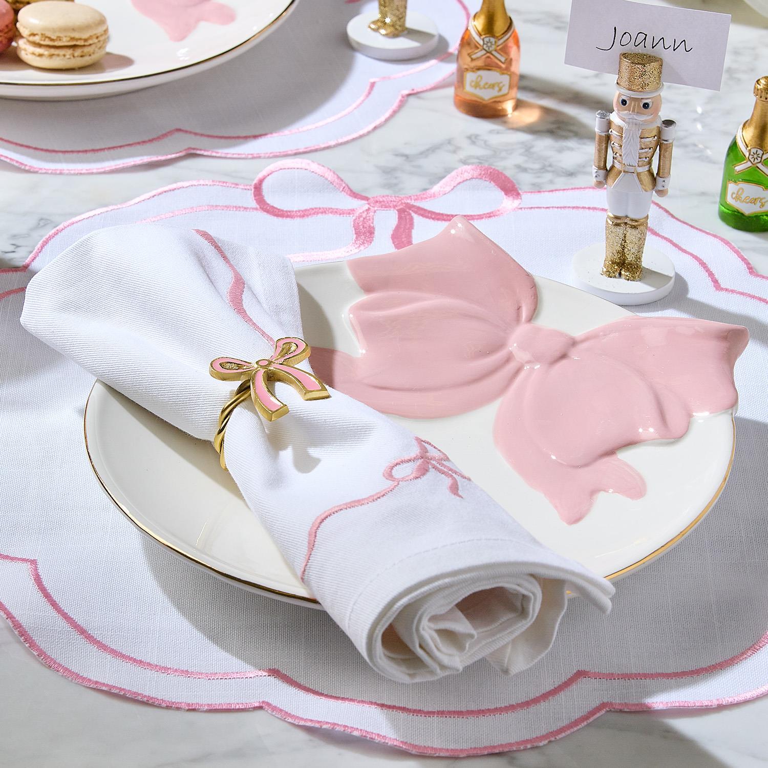 Bow-tiful Embroidered Dinner Napkins, Set of 4