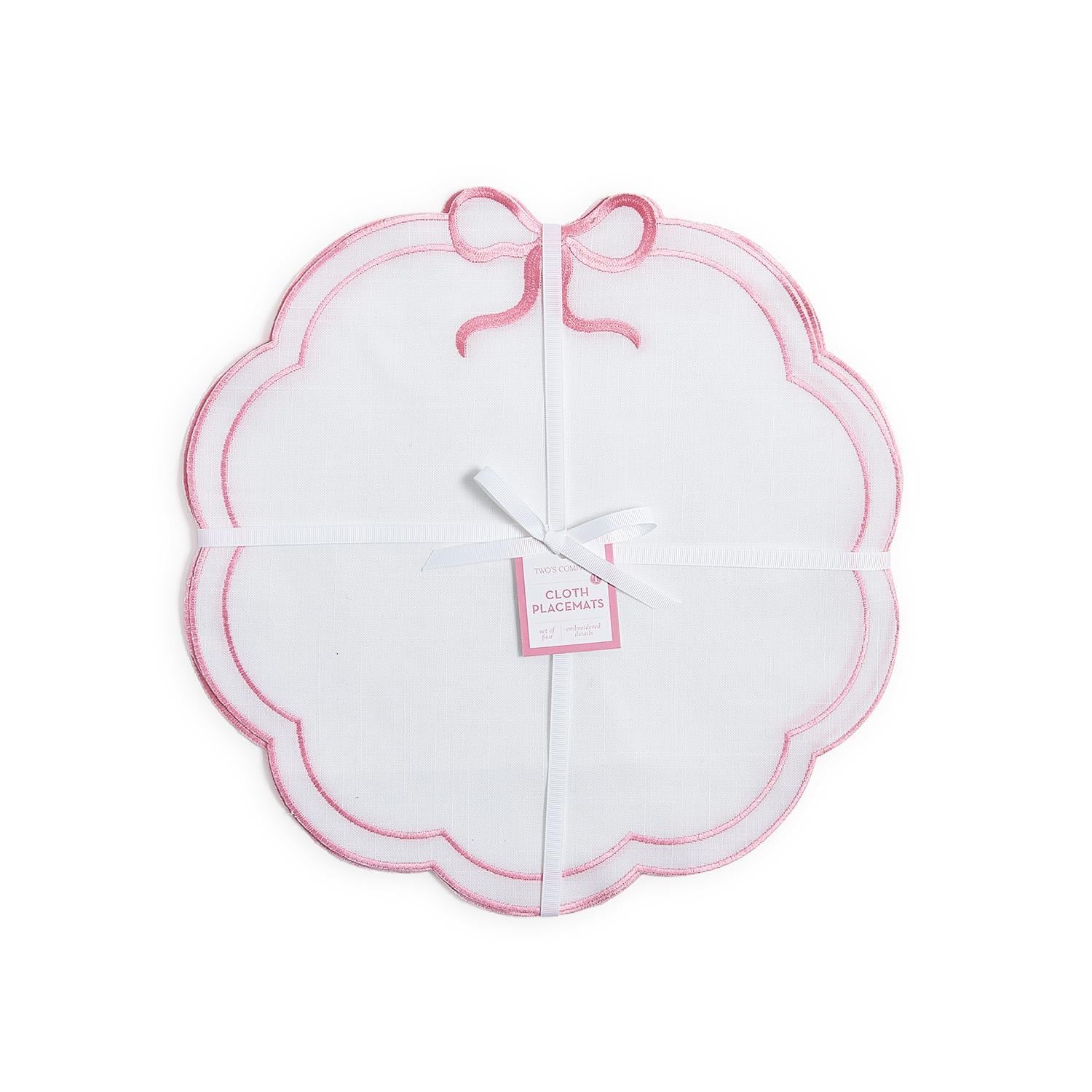 Embroidered Bow Placemat with Scalloped Edge, Set of 4