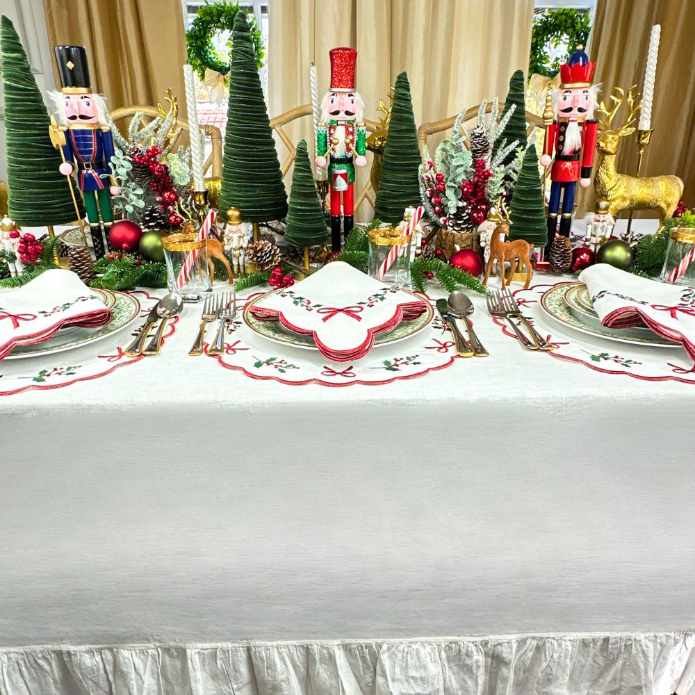 Holly & Bows Placemat, Set of 4