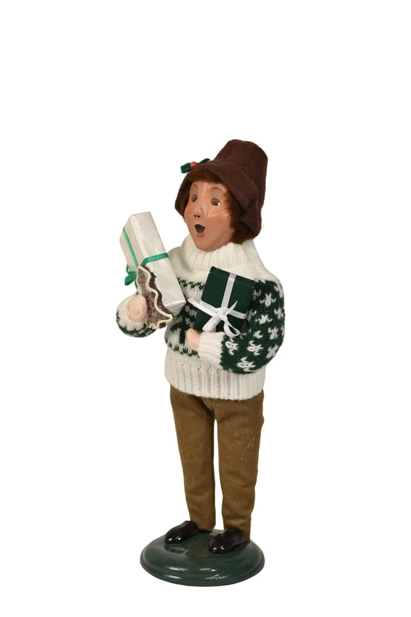 Byers Choice Shopping Family Boy