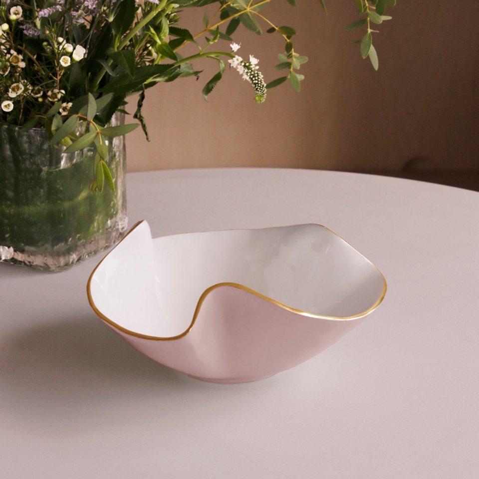 Beatriz Ball Encanto Aries Medium Bowl, Camellia & White