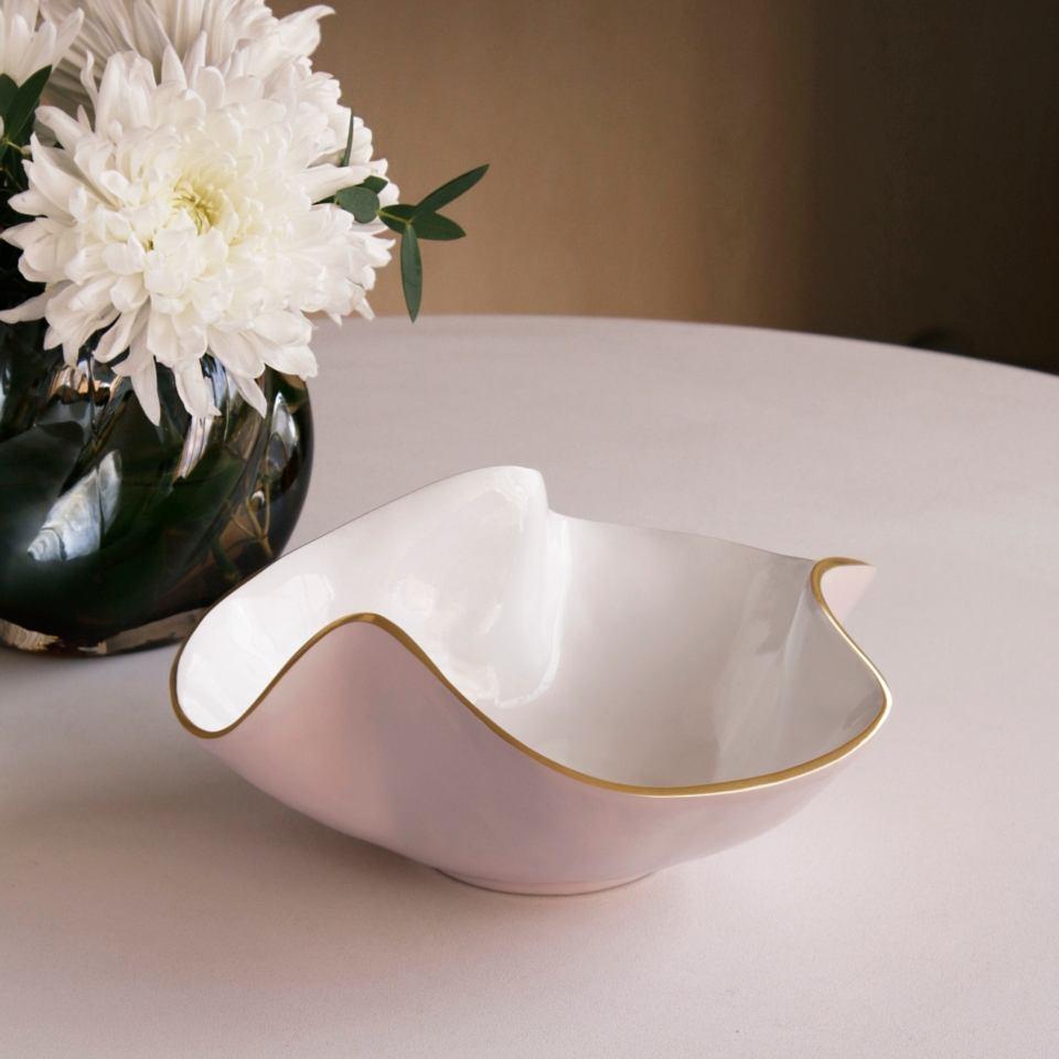 Beatriz Ball Encanto Aries Medium Bowl, Camellia & White