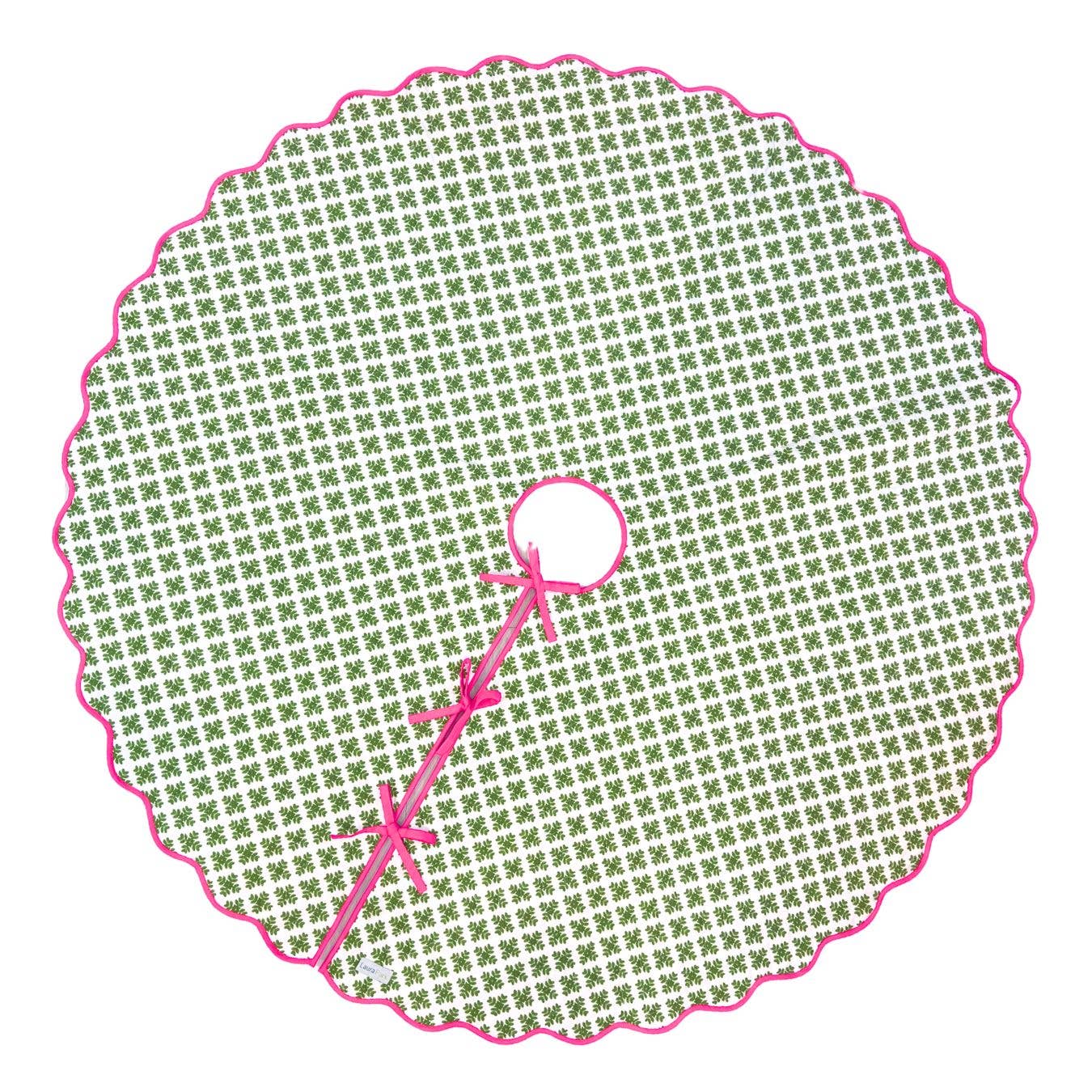 Brushstrokes Quilted Tree Skirt