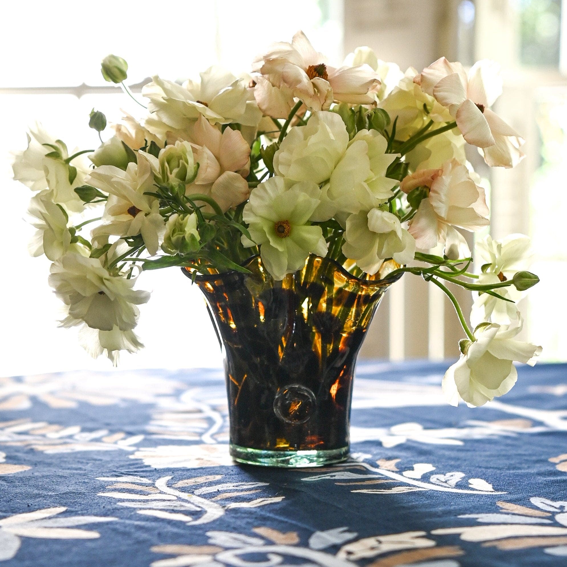 Petite Lettuce Leaf Vase, Brown Tortoise