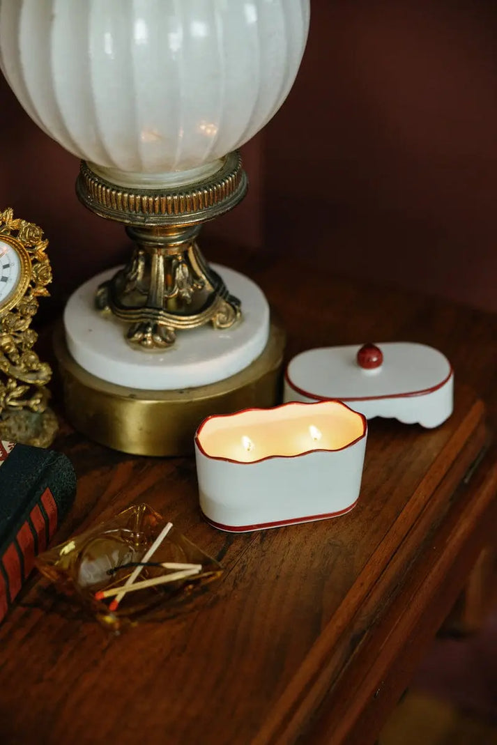 French Linen & Orris Ceramic Candle