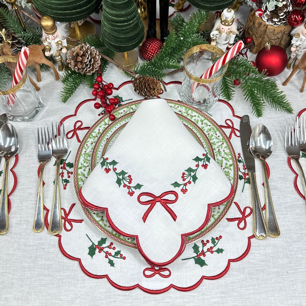 Holly & Bows Placemat, Set of 4