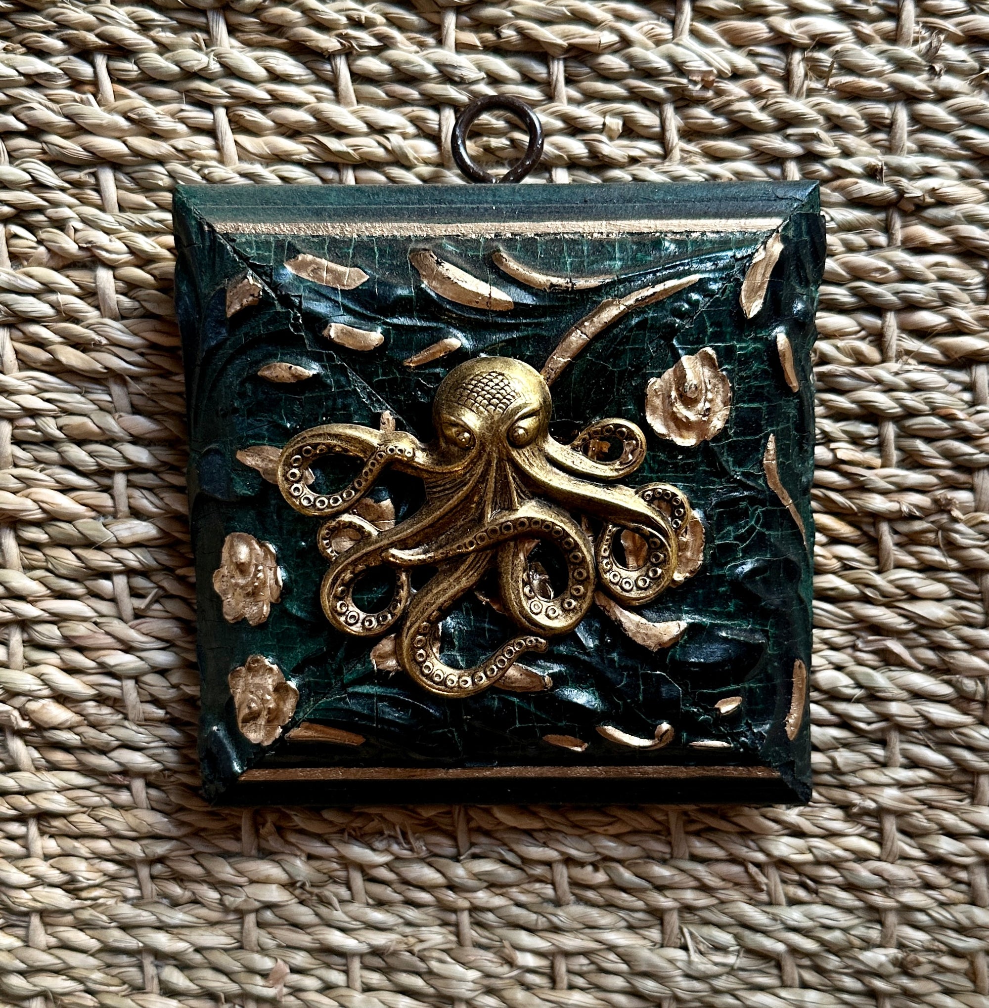 Museum Bee, Painted Frame with Octopus
