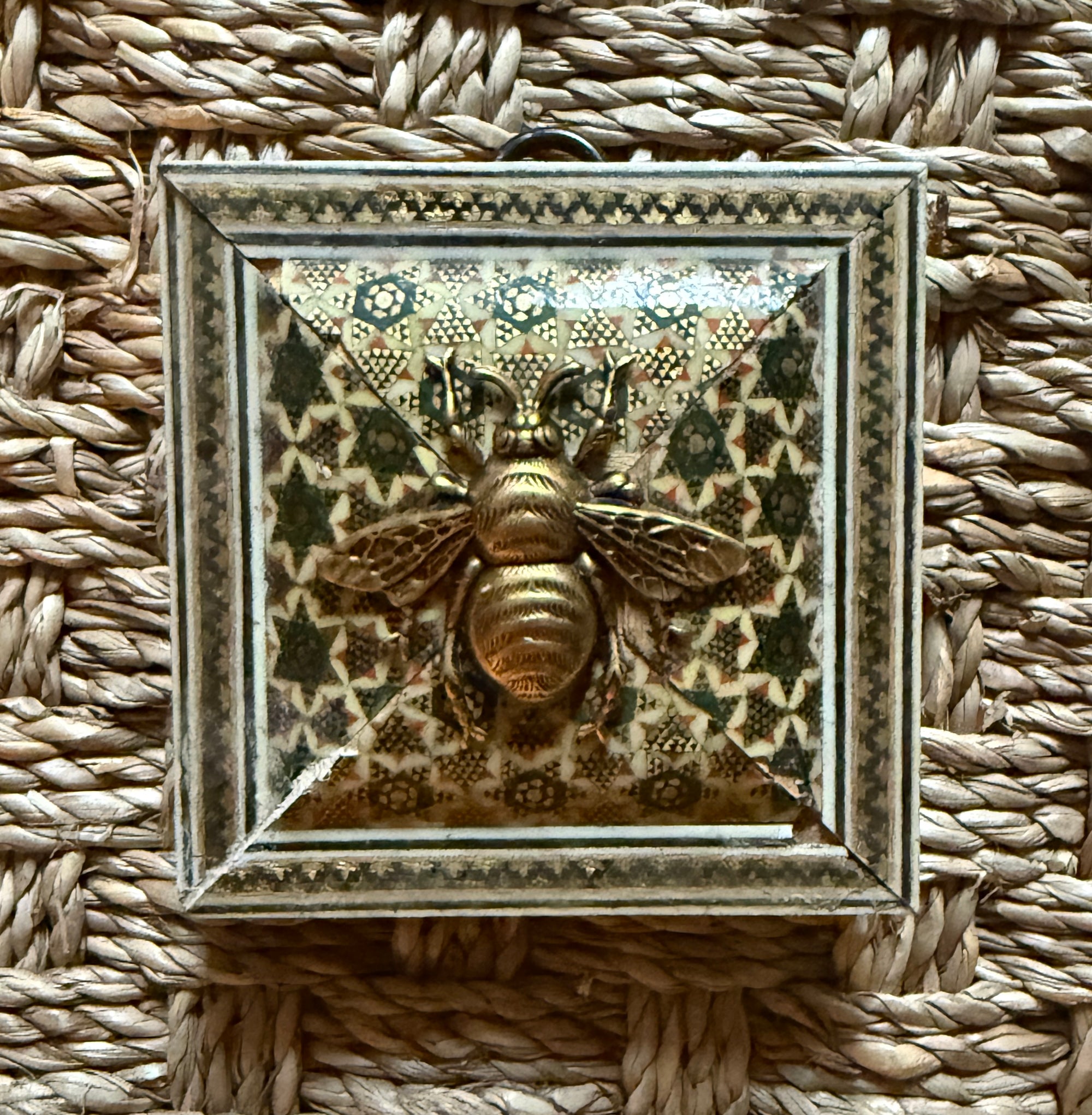 Museum Bee, Micro Mosaic Frame with Grande Bee