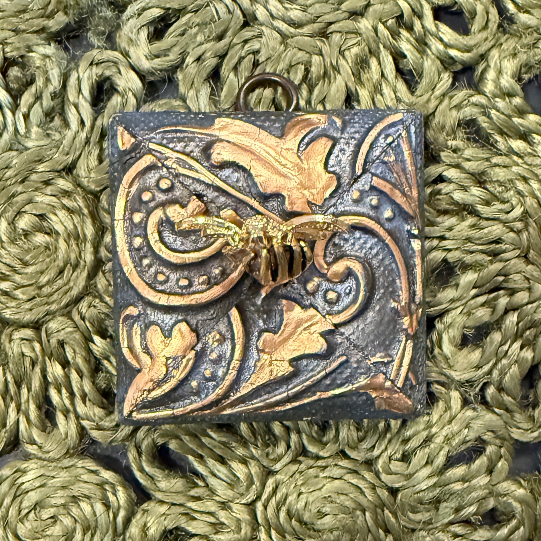 Museum Bee, Painted Frame with Bee in Hand