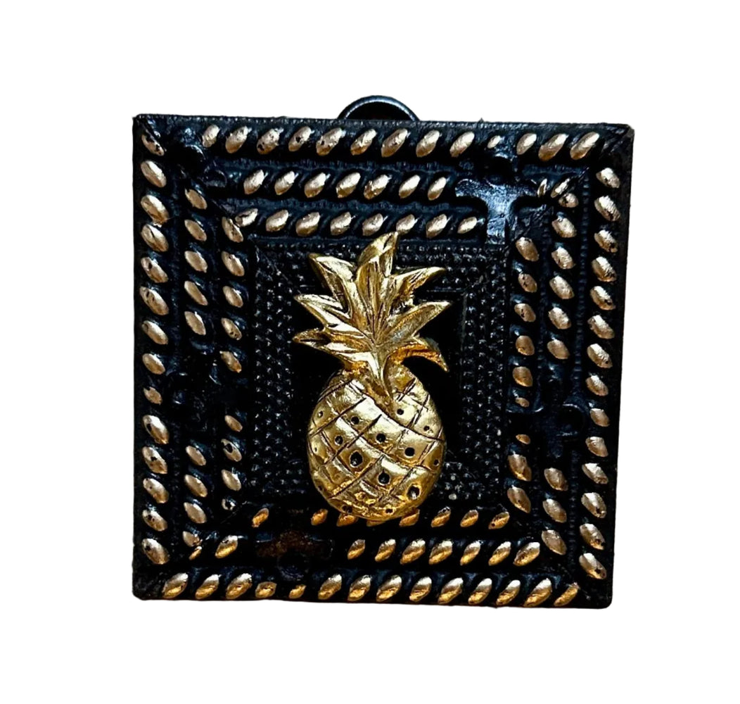 Museum Bees Wooden Frame with Dragon on Beads main image 1