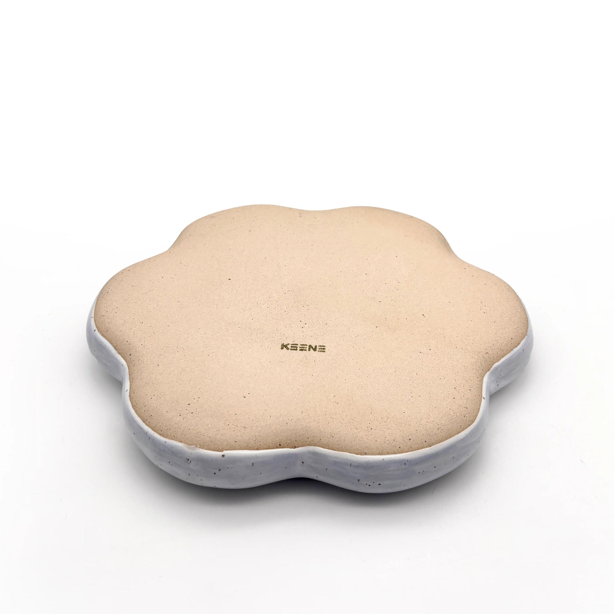 Cloud Oyster Plate, Stonewashed