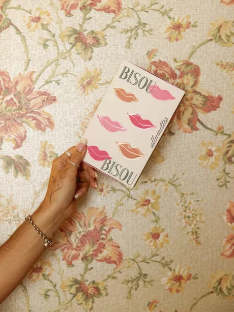 Bisou Bisou Large Rectangle Boxed Matches