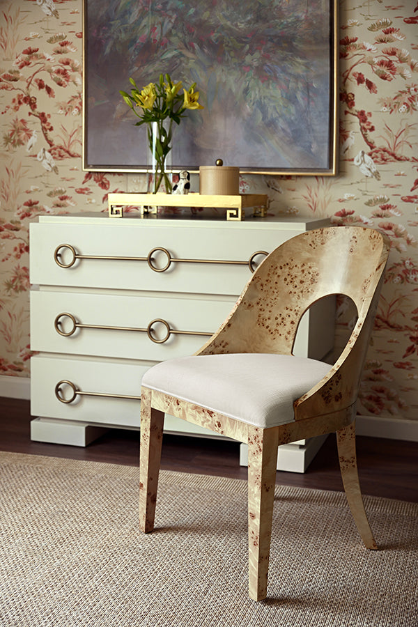 Worlds Away Roderick Chest, Antique White