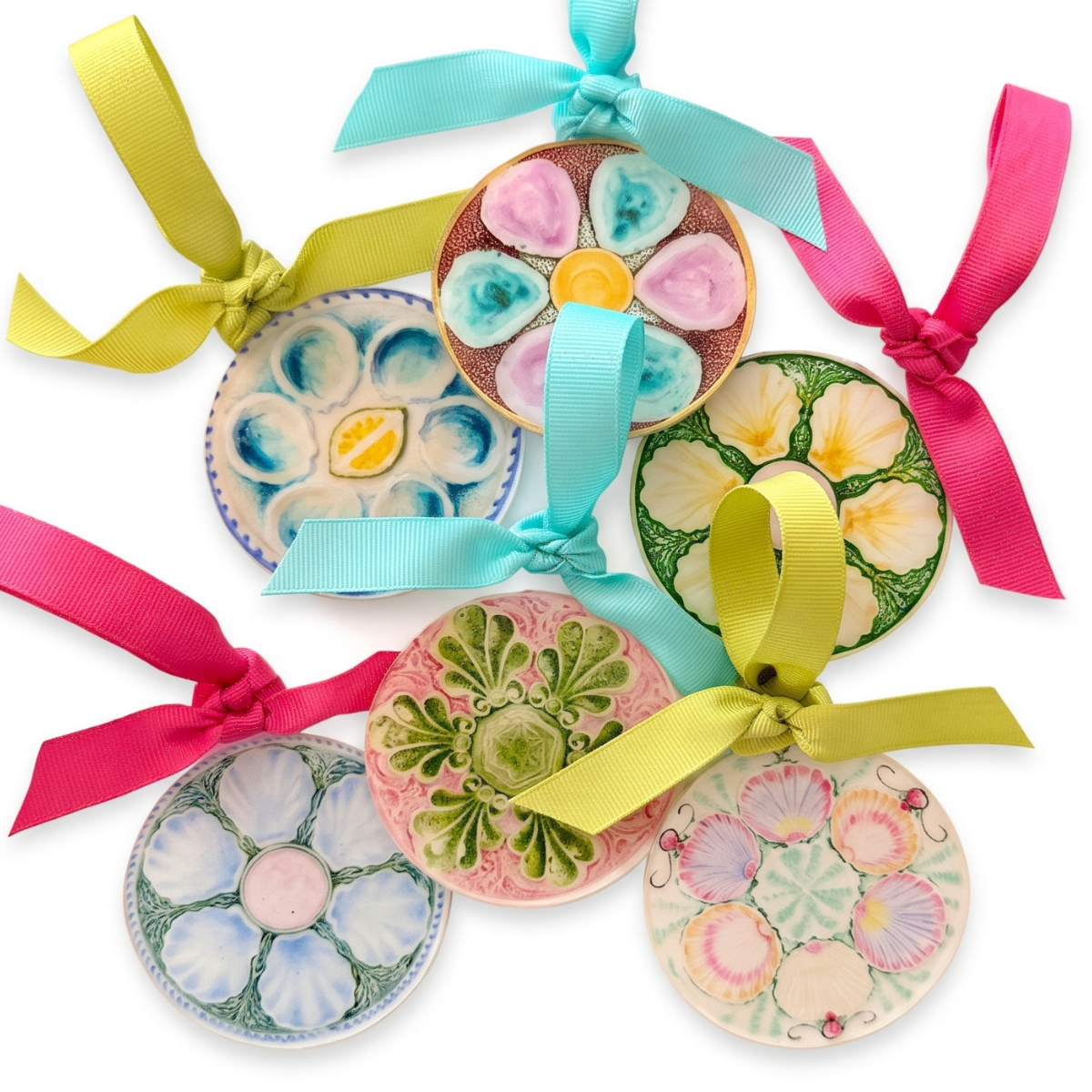 Ada Acrylic Oyster Plate Ornament
