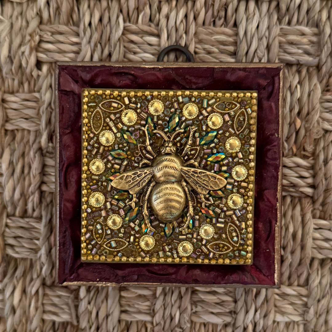 Museum Bee, Painted Frame with Grande Bee on Beaded Block