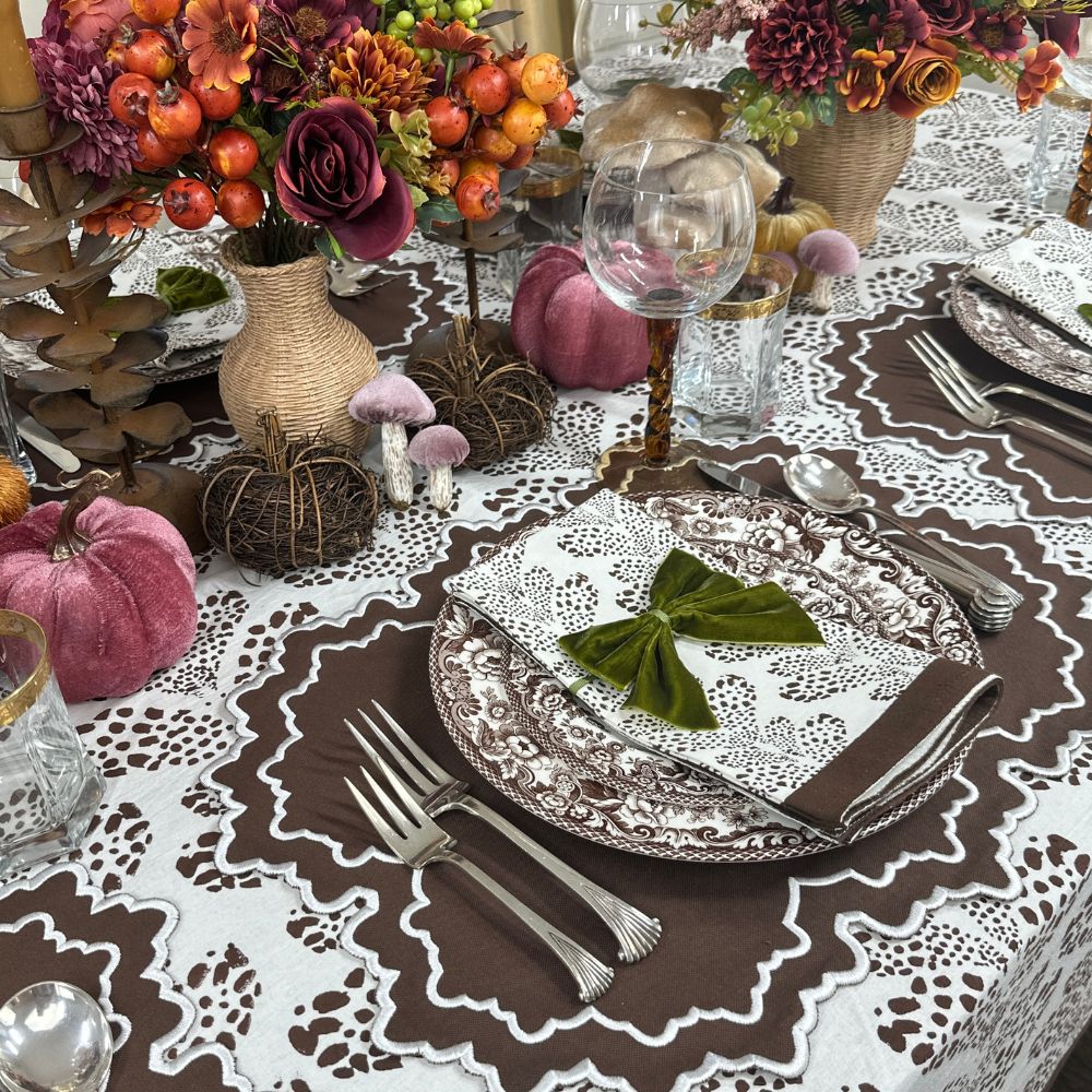 Whitley Placemat, Cocoa & White, Set of 4