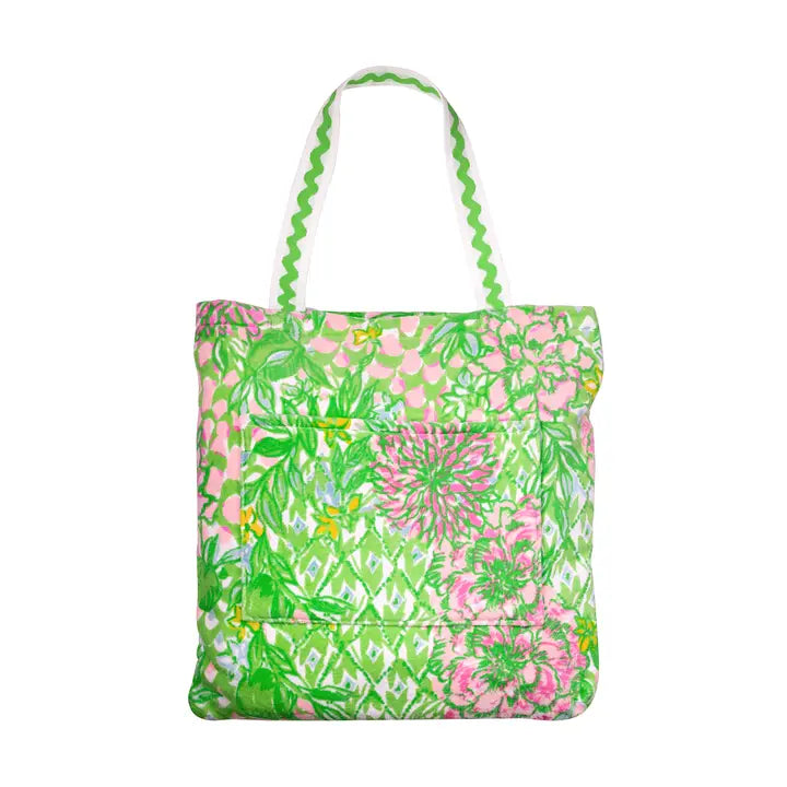 Lilly Pulitzer Towel Tote, Lime Feeling Good