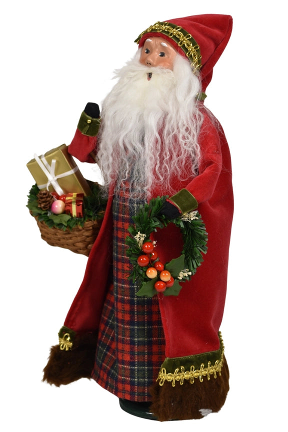 Byers Choice English Countryside Santa
