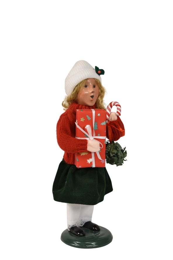 Byers Choice Shopping Family Girl