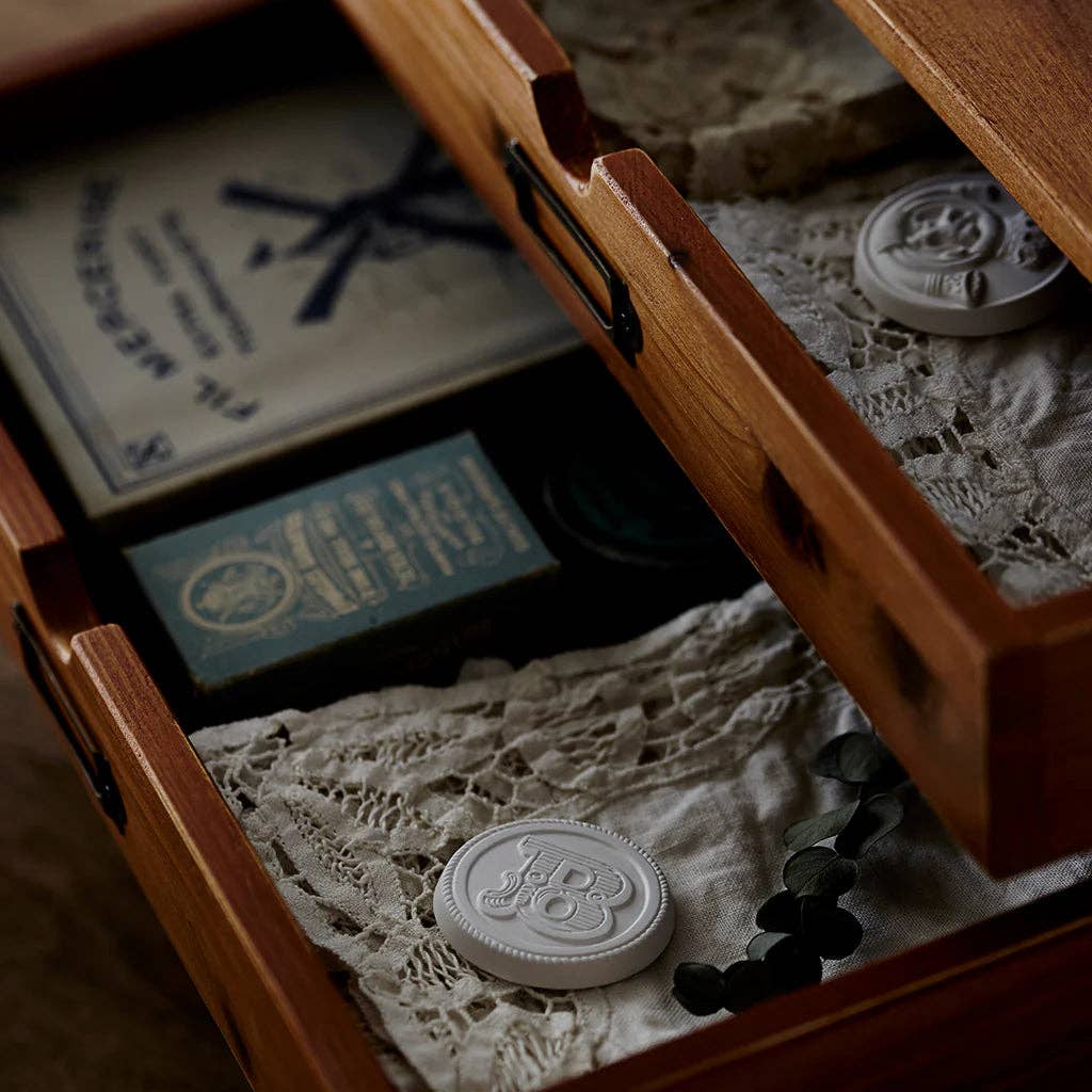 Ballon Oil Diffuser, Margaret