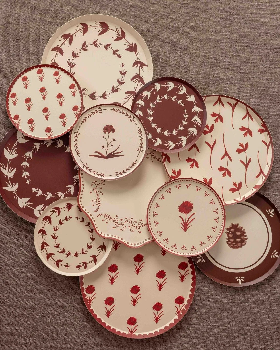 Camille Hors d'Oeuvres Plate Set, Cranberry
