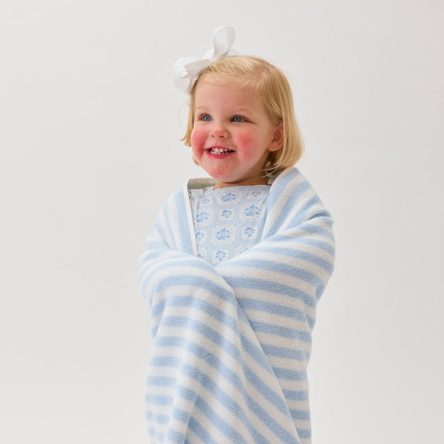Weezie Kids' Beach Towel, Seafoam & Blue