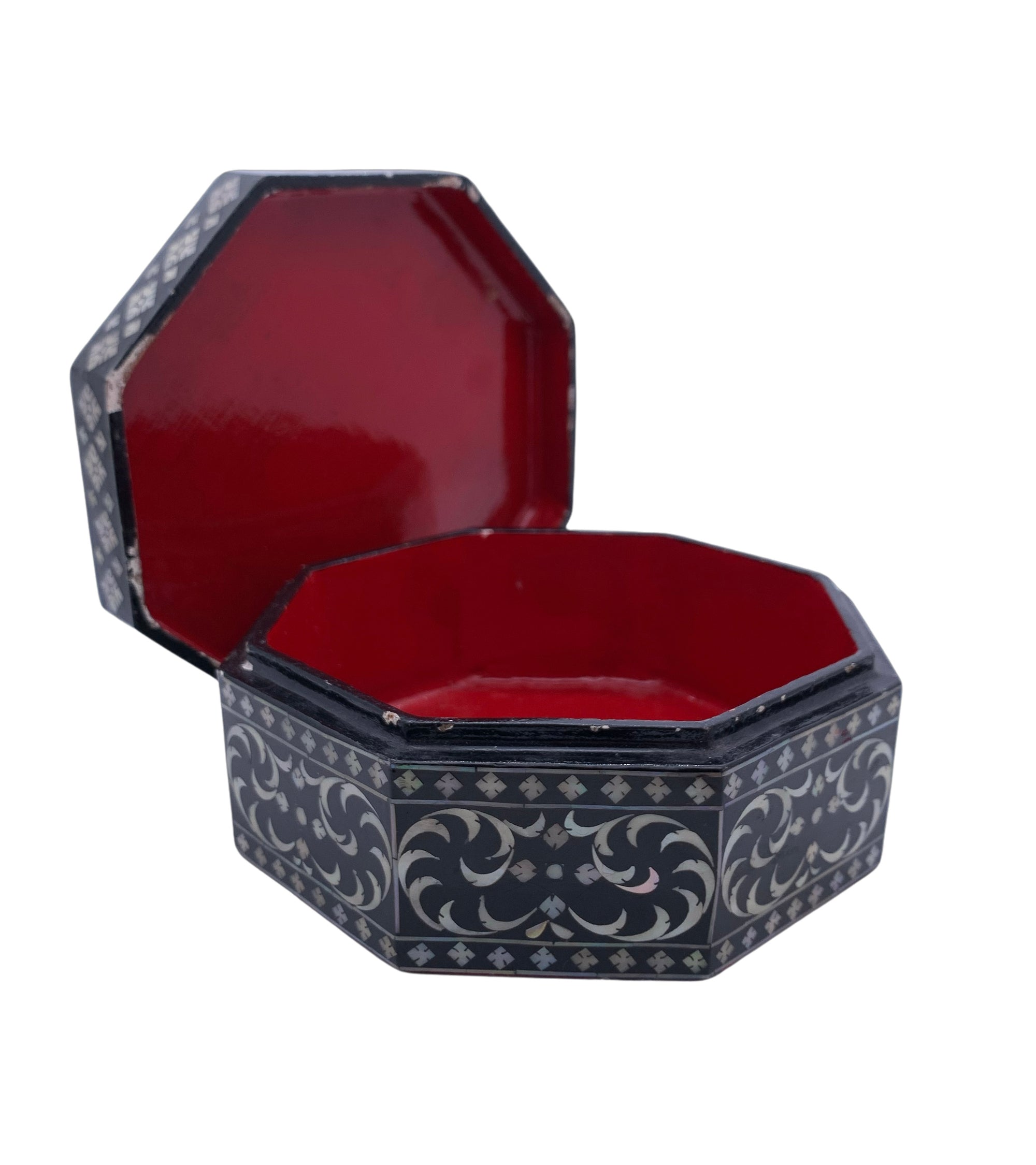 Vintage Lacquer and Mother of Pearl Papier Mache Box - Hunt and Bloom