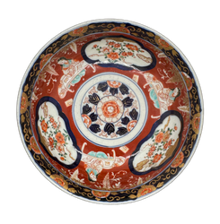 Medium Red & Blue Imari Bowl  with Figural Interior - Hunt and Bloom