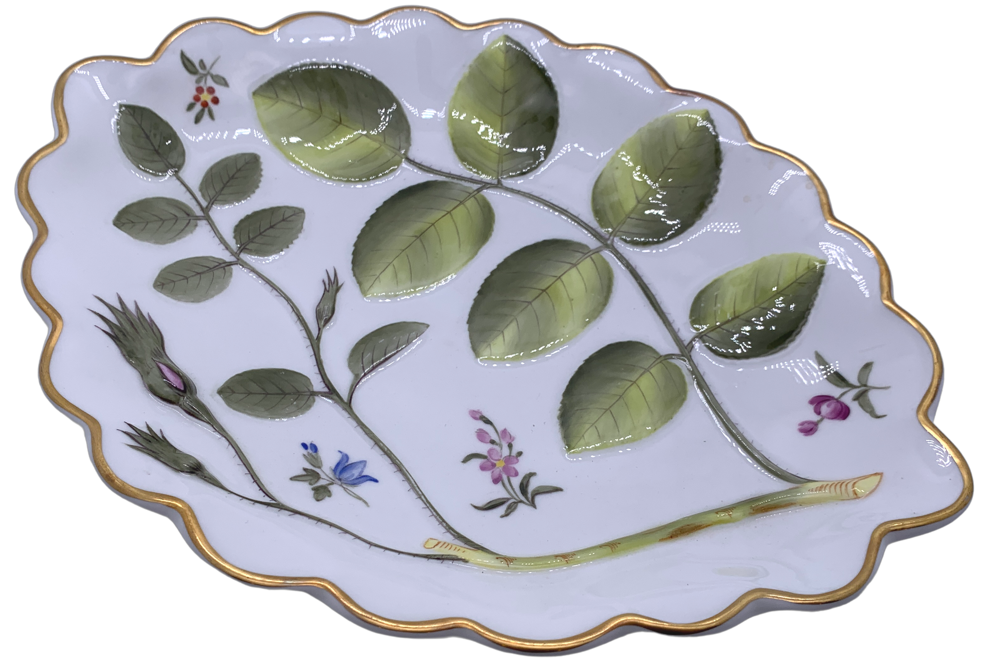 Royal Worcester The Blind Earl Raised Pattern Oval Scalloped Serving Dish - Hunt and Bloom